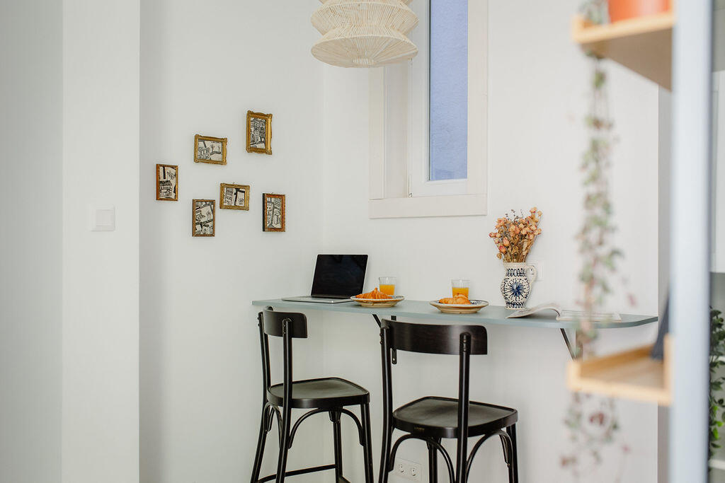 Dining Dining